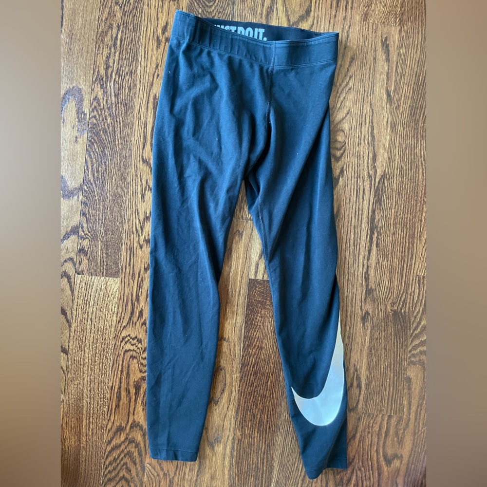 Black Nike Leggings
